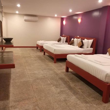 Green Empire Resort Siem Reap Buitenkant foto